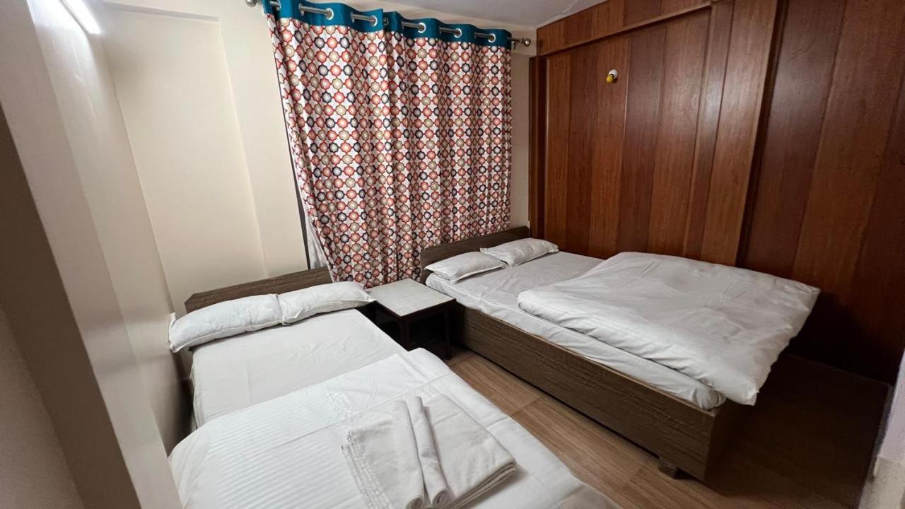 Hotel Hill Top Darjeeling  Buitenkant foto